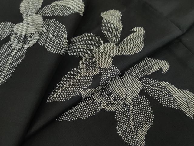 平和屋着物●本場大島紬 7マルキ 地空き 舞花文 正絹 逸品 DABD9967ud