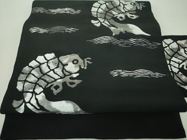 平和屋着物●九寸名古屋帯 名物裂 荒磯 黒地 銀彩 正絹 逸品 DABE5320ps