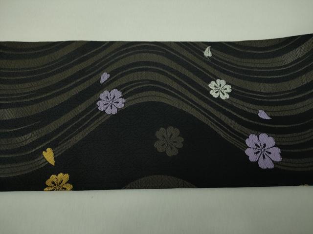 平和屋着物●九寸名古屋帯 唐織 流水桜 黒地 正絹 逸品 未使用 DABE5327ps