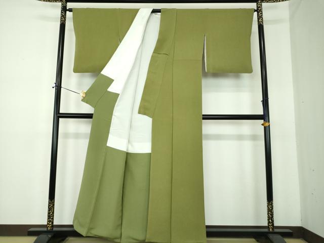平和屋着物●上質な色無地 鬼しぼ縮緬 草色 正絹 逸品 DABE5375ps