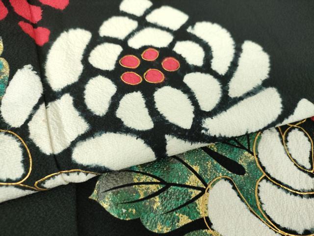 平和屋着物●豪華振袖 舞花文 黒地 金彩 正絹 逸品 DABE5650ps