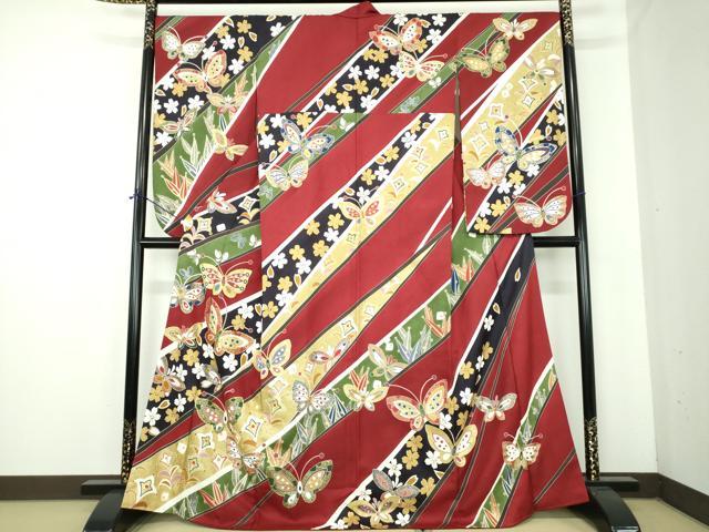 平和屋着物●小振袖 二尺袖 駒刺繍 舞桜 舞蝶花文 金彩 正絹 逸品 DABE5694ps
