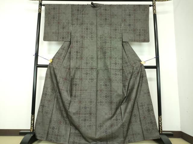 平和屋着物●本場大島紬 9マルキ 古代染色純泥染 花丸文 橋一郎絹織物謹製 証紙付き 正絹 逸品 DABE5825ps