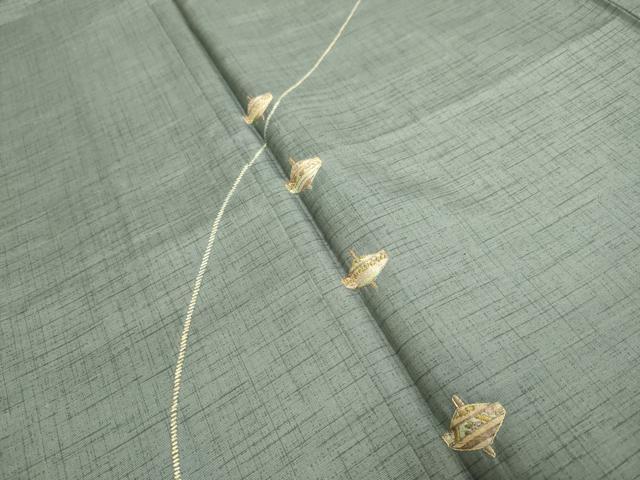 平和屋着物●訪問着 作家物 紬地 総刺繍 独楽 金糸 正絹 逸品 DABE9619du