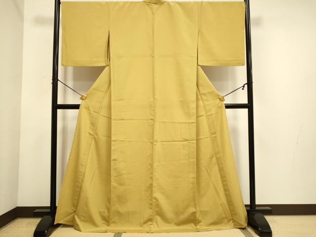 平和屋着物▽色無地 単衣 紗綾形地紋 黄朽葉色 洗える着物 DABE9818du