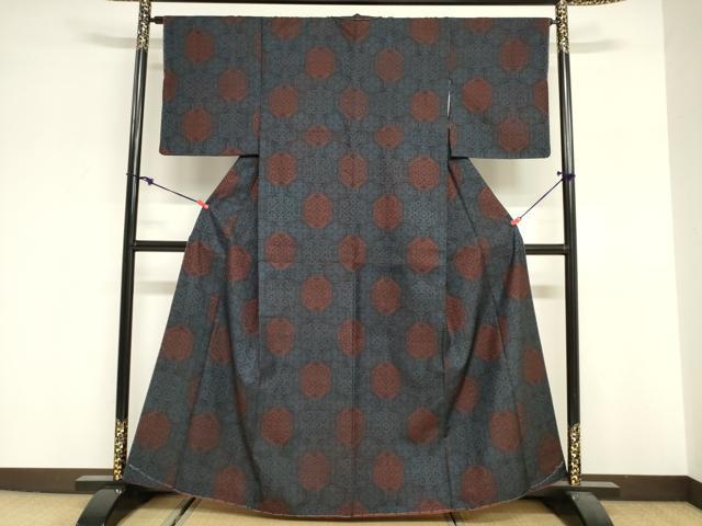 平和屋着物■本場大島紬 7マルキ 蜀江花文 正絹 逸品 未使用 DABF0273ea