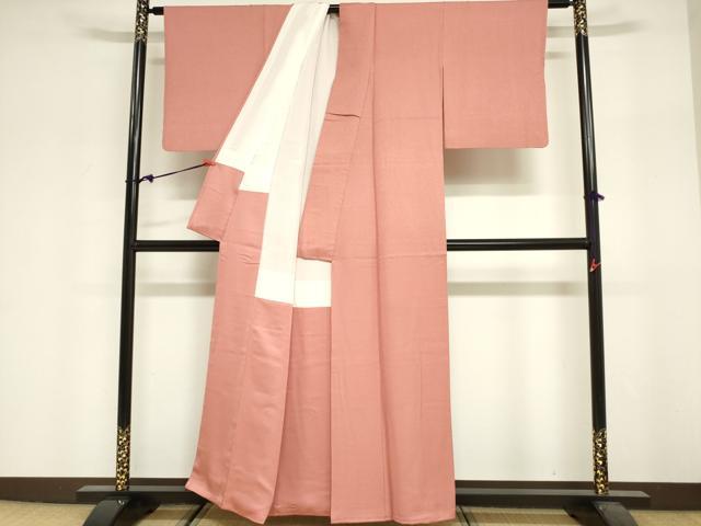 平和屋着物■本草木染作家 瑞寶 色無地 紋意匠 甚三紅色 正絹 逸品 DABF0279ea