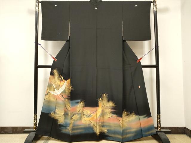 平和屋着物■豪華黒留袖 作家物 駒刺繍 飛鳥松葉文 暈し染め 金彩 正絹 逸品 DABF0495ea