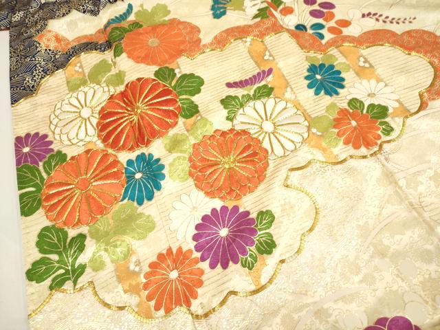 平和屋着物■豪華振袖 駒刺繍 雲重ね花文 金彩 正絹 逸品 DABF0514ea