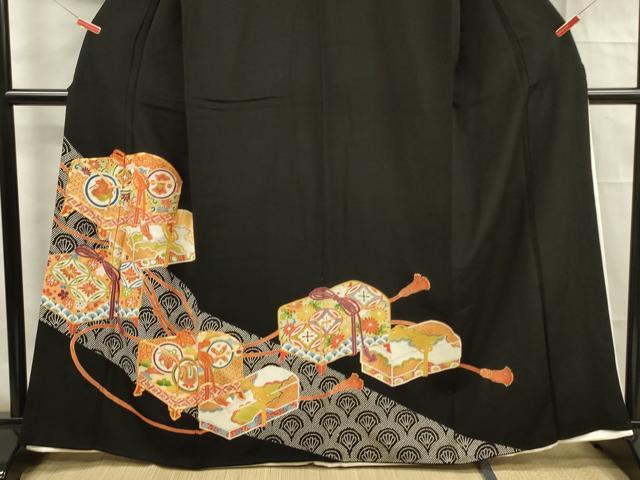 平和屋着物■豪華黒留袖 駒刺繍 花文箱 宝尽くし 金彩 正絹 逸品 DABF0931ya