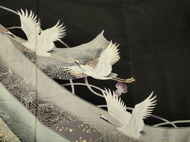 平和屋着物■豪華黒留袖 飛鶴熨斗文 金彩 正絹 逸品 DABF0952ya