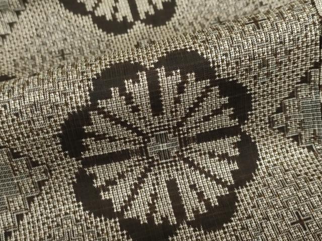 平和屋着物●本場大島紬 割り込み絣 花菱文 正絹 逸品 DABF1160ud