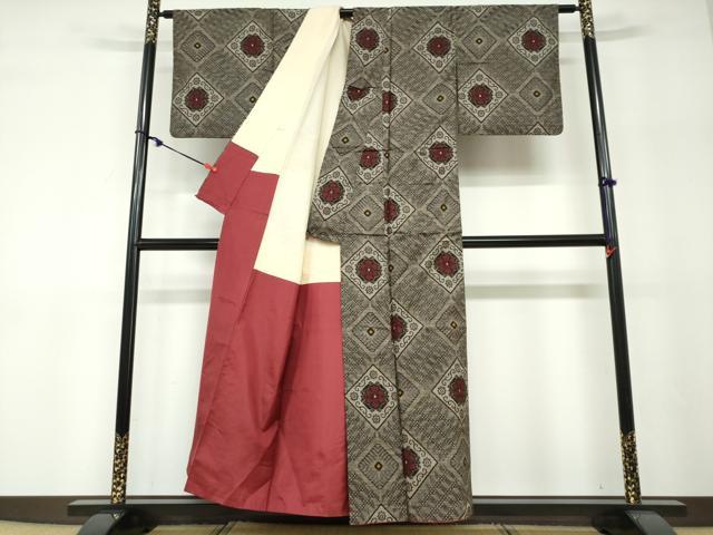平和屋着物●本場大島紬 龍郷絣 花菱文 正絹 逸品 DABF1189ud