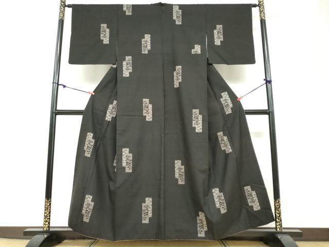 平和屋着物●本場大島紬 地空き 9マルキ 短冊松文 正絹 逸品 DABF1205ud