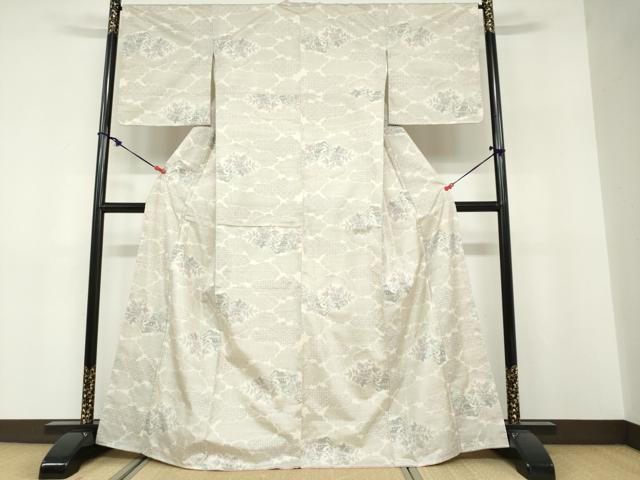 平和屋着物●本場大島紬 白大島 9マルキ 雲取り草花文 正絹 逸品 DABF1476ud