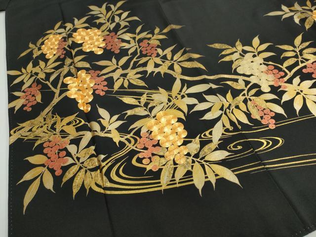 平和屋着物●豪華黒留袖 駒刺繍 南天文 金彩 正絹 逸品 DABF1498ud