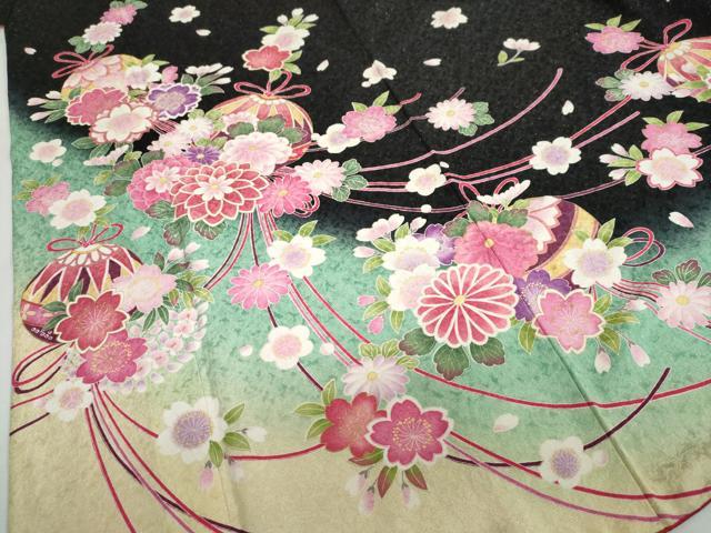平和屋着物●豪華振袖 草花文 暈し染め 黒地 金通し地 正絹 逸品 DABF1568ud