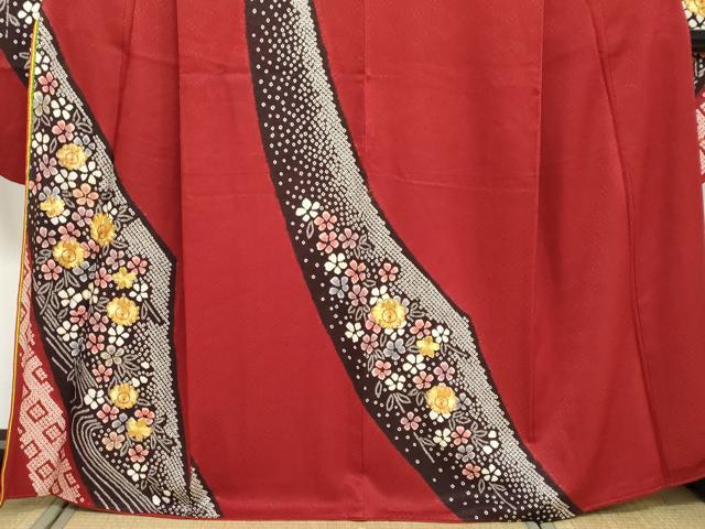 平和屋着物●ブライダルファッションデザイナー・桂由美 振袖 駒刺繍 絞り 道長草花文 正絹 逸品 DABF1761ud