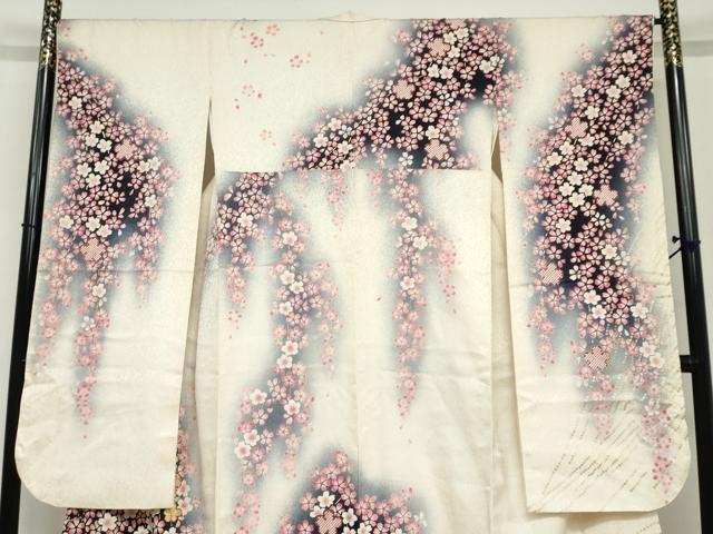平和屋着物●豪華振袖 駒刺繍 枝垂れ桜文 金彩 銀通し地 正絹 逸品 DABF1764ud
