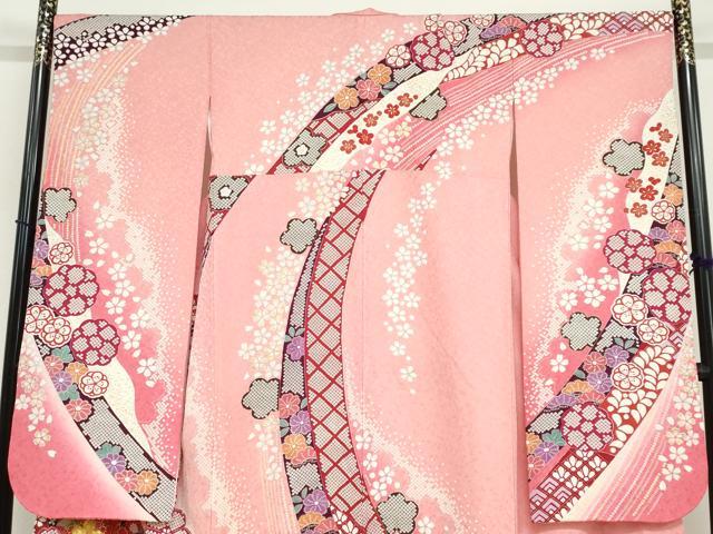平和屋着物●豪華振袖 駒刺繍 雪輪草花文 暈し染め 金彩 銀通し地 正絹 逸品 DABF1904ud
