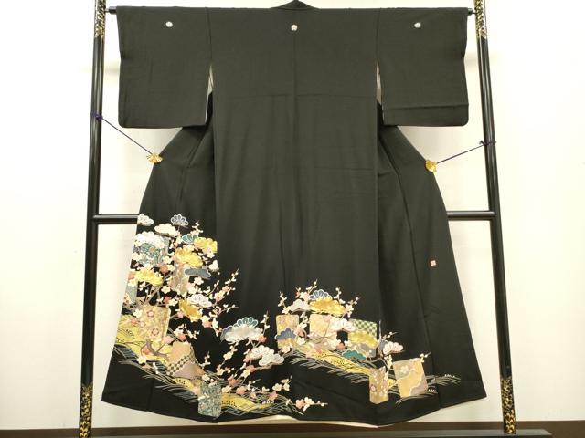 平和屋着物▼豪華黒留袖 作家物 駒刺繍 地紙枝花松文 金彩 正絹 逸品 DABF2882fe