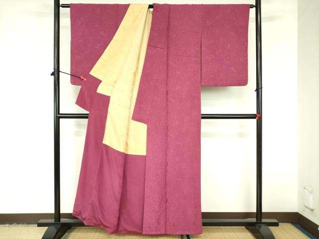 平和屋着物▼上質な色無地 文字地紋 濃い今様色 正絹 逸品 DABF3394op
