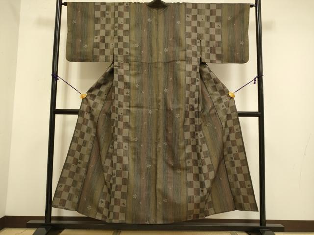 平和屋着物▽上質な小紋 単衣 市松舞桜文 正絹 逸品 DABF5523du
