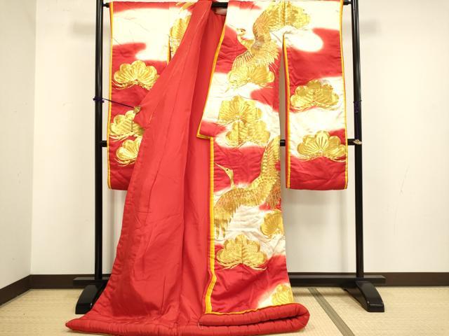 平和屋本店●色打掛 お引きずり 和装 婚礼 結婚式 花嫁 神社挙式 駒刺繍 総刺繍 飛鶴松文 十二単風 逸品 DABF5796du