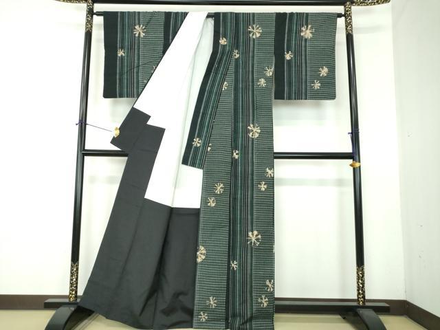 平和屋着物●上質な紬 蜘蛛絞り 格子間道 黒地 正絹 逸品 DABF7485ps