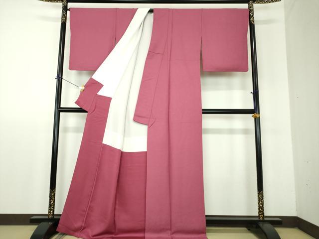 平和屋着物●英王室献上友禅作家 木下勝功監修 色無地 花唐草地紋 浅蘇芳色 正絹 逸品 DABF7887ps