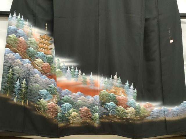 平和屋着物■豪華黒留袖 作家物 風景樹林文 暈し染め 金彩 正絹 逸品 DABF9110qa