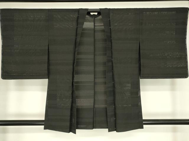 平和屋着物▽羽織 スリーシーズン 春夏秋 塵除け 紗綾型文 黒地 正絹 逸品 未使用 DABG0660az