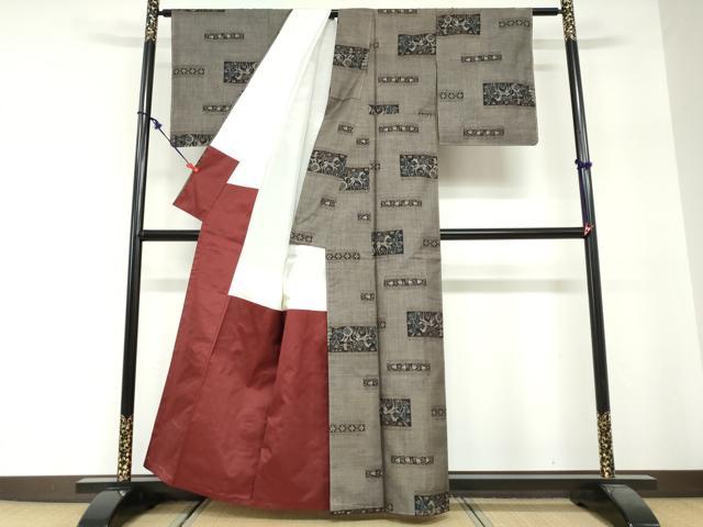 平和屋着物●本場大島紬 9マルキ 横段動物文 正絹 逸品 DABG2332ud