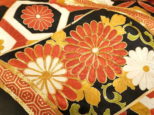 平和屋本店●豪華振袖 駒刺繍 吉祥花文 黒地 金彩 正絹 逸品 DABG3524du