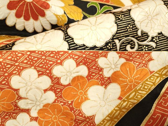 平和屋本店●豪華振袖 駒刺繍 吉祥花文 黒地 金彩 正絹 逸品 DABG3524du