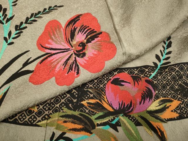 平和屋着物●ファッションデザイナー MICHIKO LONDON コシノミチコ 振袖 草花文 金彩 正絹 逸品 DABG3747du
