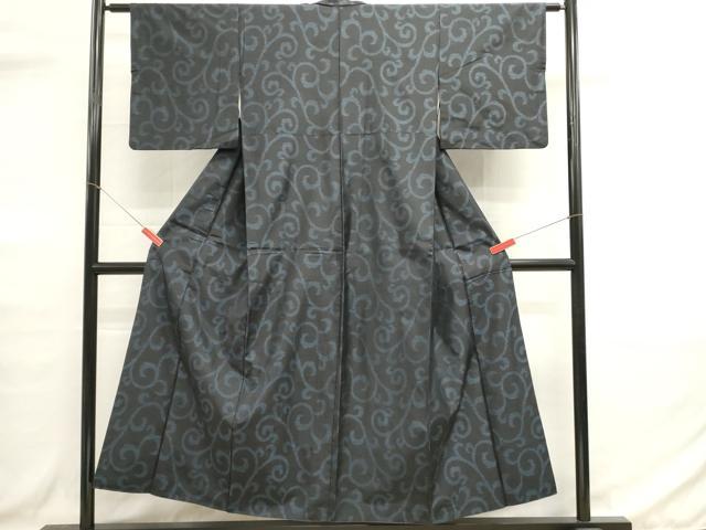 平和屋着物■本場大島紬 唐草文 正絹 逸品 DABG6654cd
