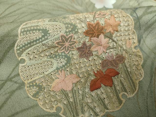平和屋着物●中国三大刺繍 スワトウ刺繍 汕頭刺繍 訪問着 雪輪御所車花文 暈し染め 金彩 正絹 逸品 DABG8424ps