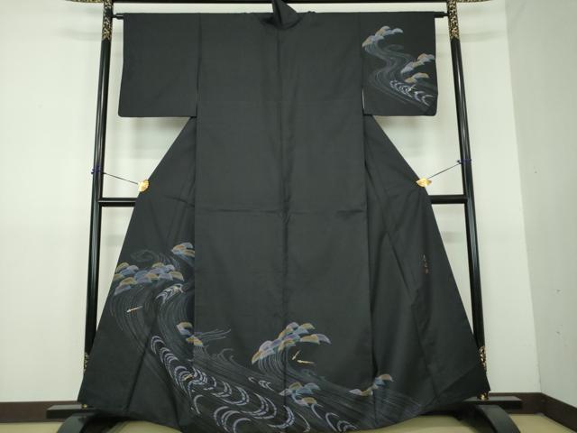 平和屋着物●螺鈿作家 甲斐泰造 本場染大島紬 訪問着 流水松文 金彩 正絹 逸品 DABG8436ps