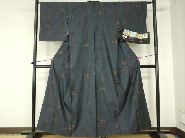 平和屋着物●本場大島紬 9マルキ 古代染色 純泥染 草花文 証紙付き 正絹 逸品 DABH0014op