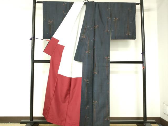 平和屋着物●本場大島紬 9マルキ 古代染色 純泥染 草花文 証紙付き 正絹 逸品 DABH0014op