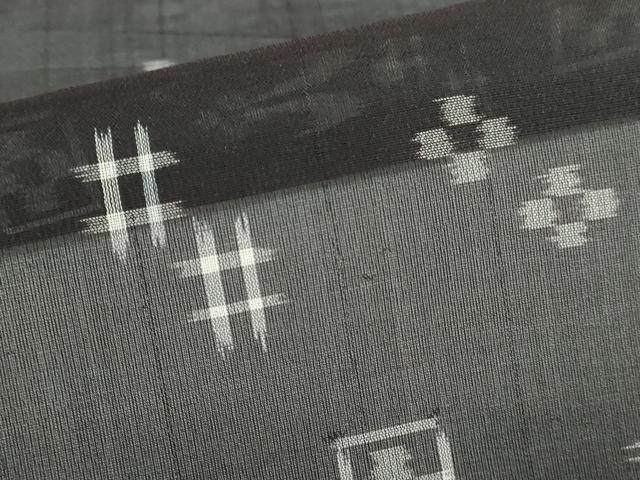 平和屋着物*夏物 本場琉球絣 夏琉球 黒地 正絹 逸品 DABH0226op