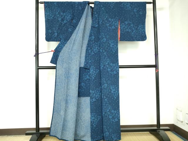 平和屋着物▽本藍 型絵染 小紋 単衣 切嵌更紗花文 鬼しぼ縮緬 正絹 逸品 DABH0579op
