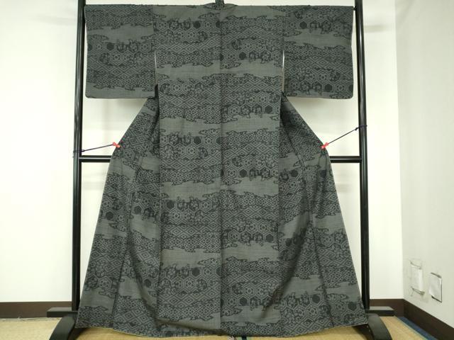 平和屋着物●結城紬 100亀甲 亀甲花文 正絹 逸品 未使用 DABH0687op