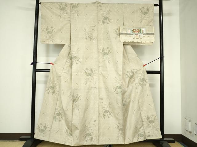 平和屋着物●本場大島紬 白大島 9マルキ 総絣 草花 証紙付き 正絹 逸品 DABH0851op