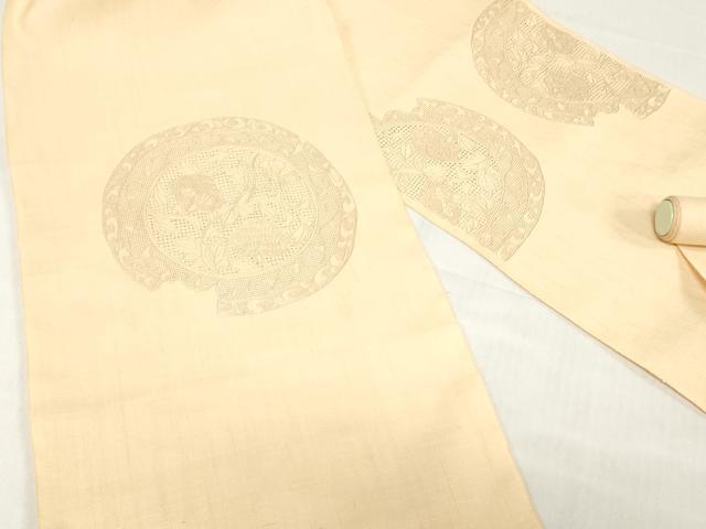 平和屋着物●中国三大刺繍 相良刺繍 総刺繍 名古屋帯 結城紬 帯反物 花絵皿文 蜂蜜色 証紙付き 逸品 未使用 DABH3693zy