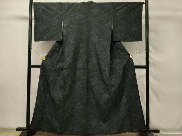 平和屋着物■上質な紬 舞葉唐草文 黒地 正絹 逸品 DABH4134qp