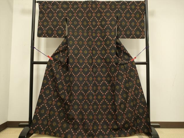 平和屋着物▽本場米琉 置賜紬 単衣 菱文 正絹 逸品 DABH4584du