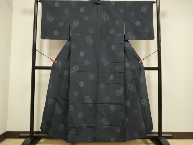 平和屋着物▽伝統工芸士 岡田勇 本塩沢 単衣 片輪車文 反端付き 正絹 逸品 DABH4628du