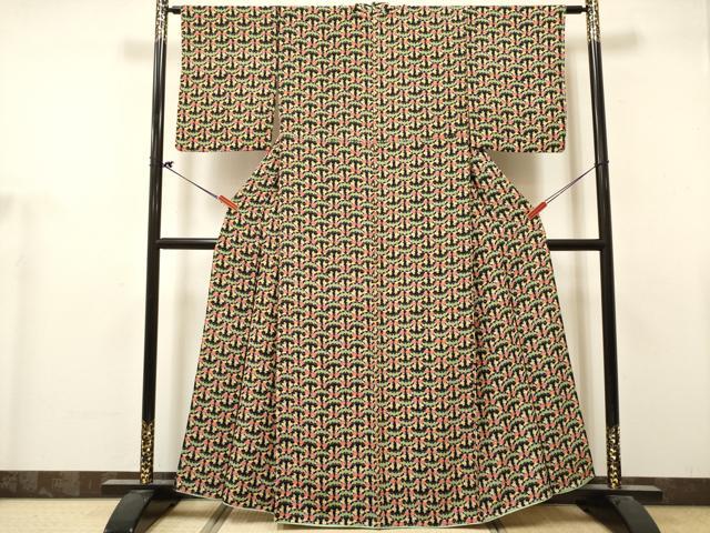 平和屋着物■上質な小紋 地紙笹の葉梅文 黒地 正絹 逸品 DABH5109ea